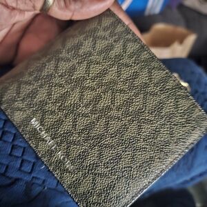 Greyson Olive Green Men's Card Holder